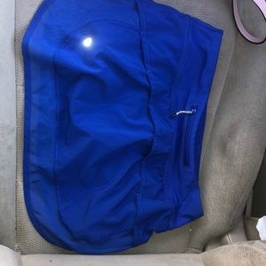 Super cute lululemon skirt! Perfect condition!
